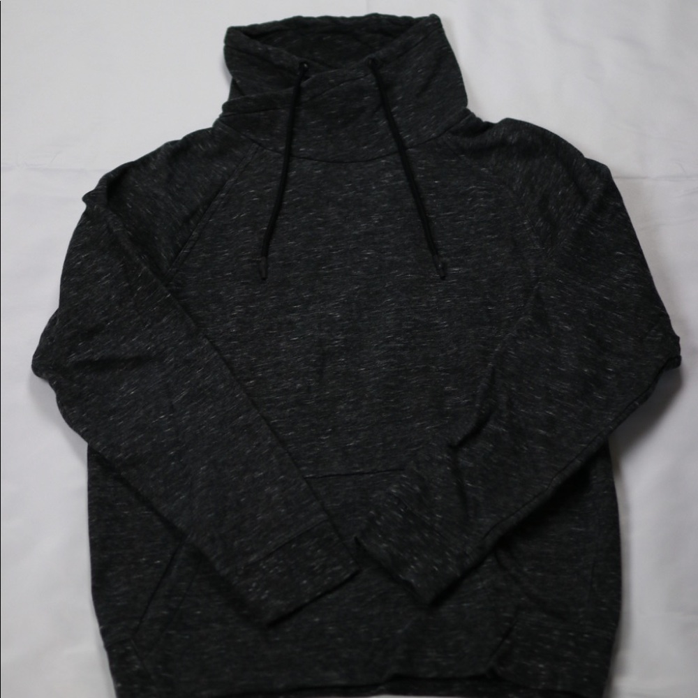Black H&M jacket, size medium, good condition
